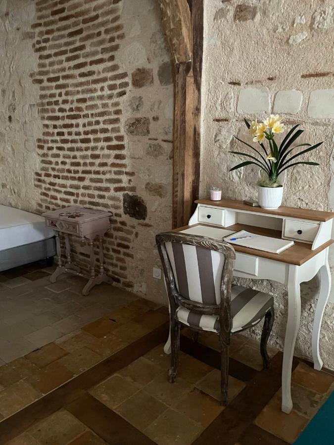 Aux Pieds Des Chateaux - Beauval Montrichard Exterior photo